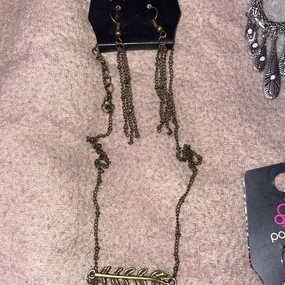 Paparazzi jewelry.. yeah f you buy all of them at once then it will be 20.00 - Picture 3 of 5